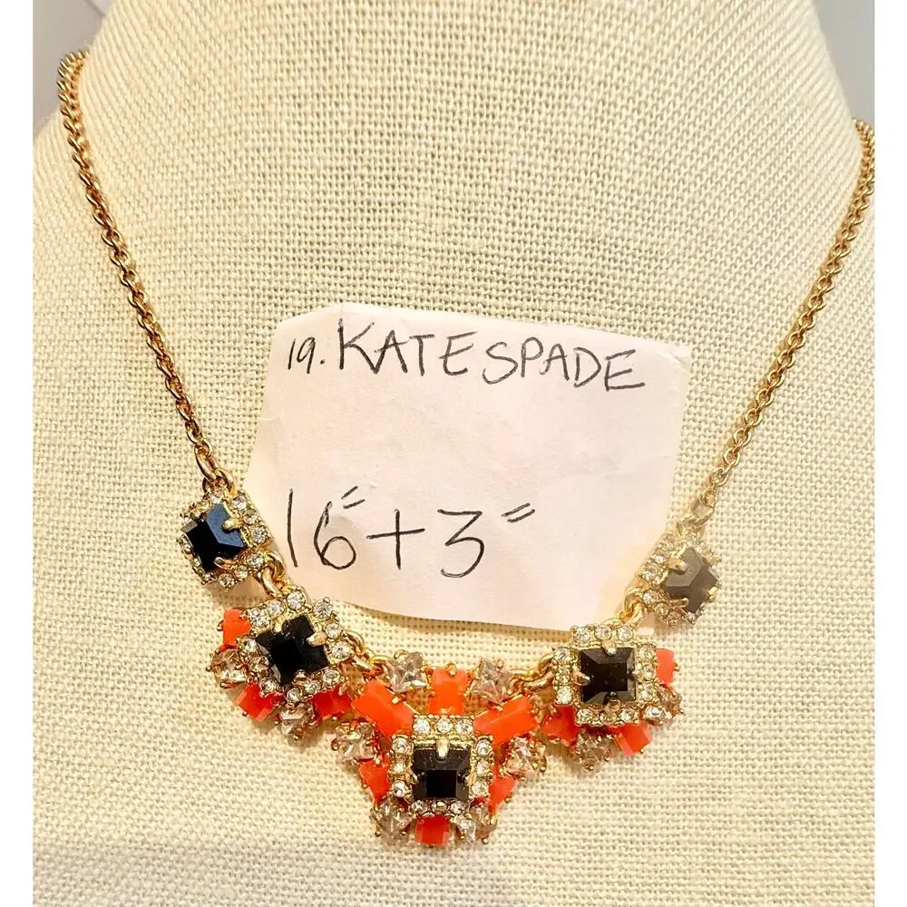 Copied - Monet Gold Tone Herringbone Pendant Necklace 16”